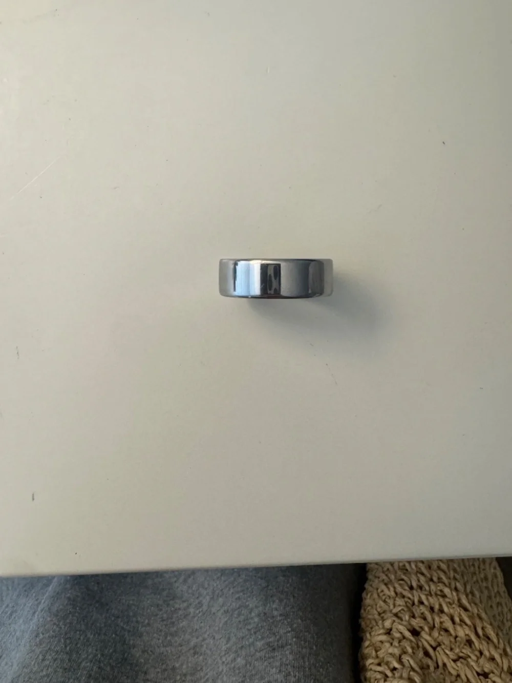 Oura ring 4, size 9, silver + gold and clear covers